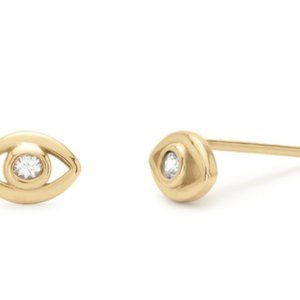 mejuri 14k gold eye sapphire studs
